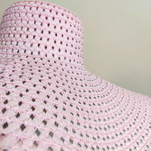 Baby Pink Sun hat 👒 Foldable Floppy Hat, Summer hat, Large Brim hat, Beach hat - Picture 3 of 6